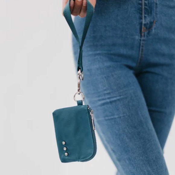 Handbags - New Nya nylon clippable card wallet in the color teal